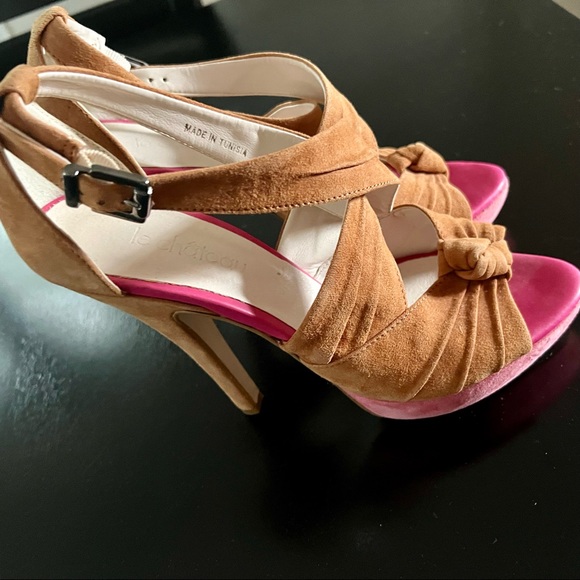 Hot pink and tan heels - Picture 3 of 8